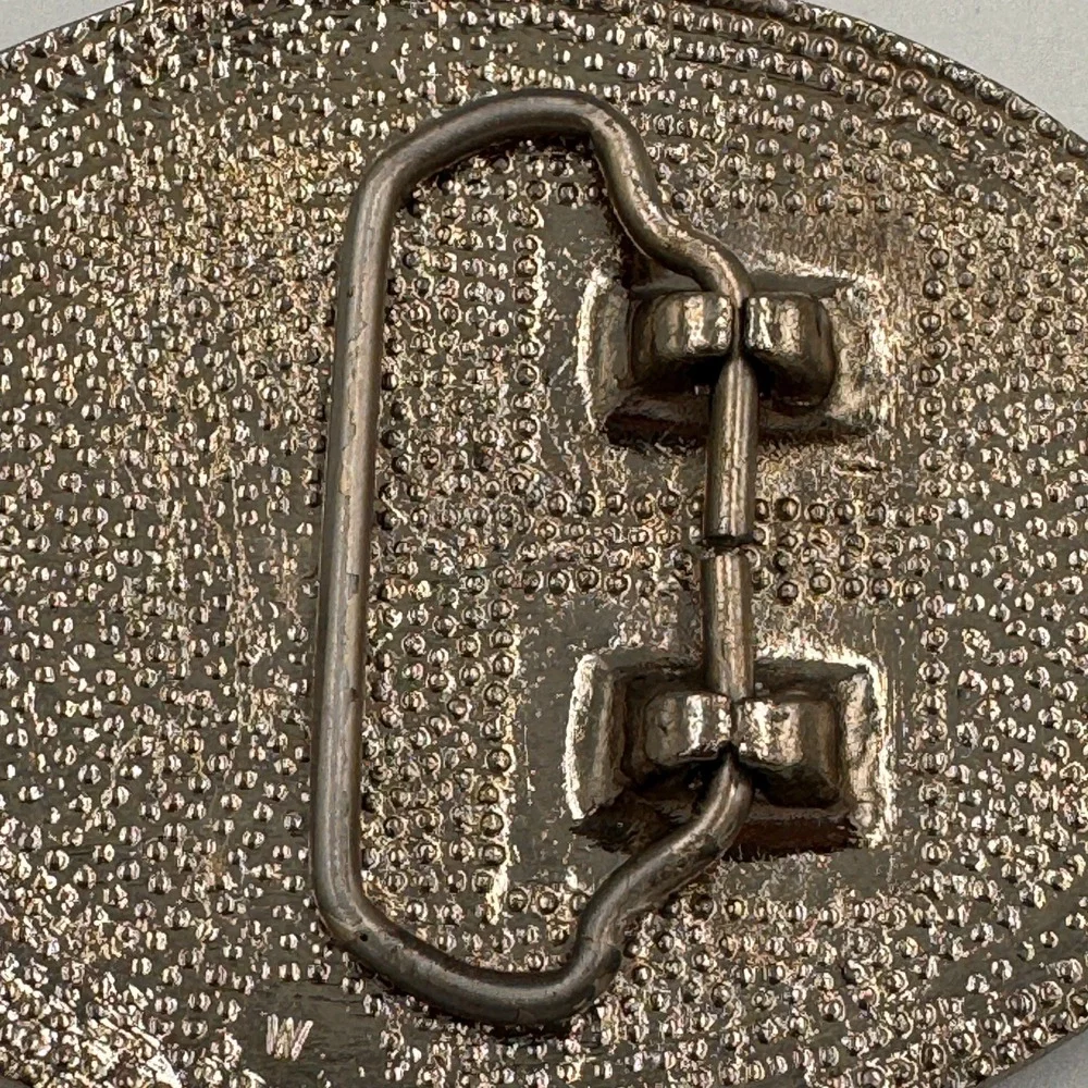 N/A yes engraved